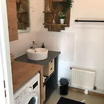 Apartment Rdc Quartier Calme